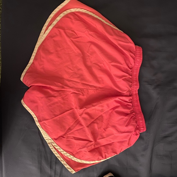 Nike Dri-Fit shorts - Picture 2 of 3